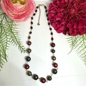 NEW⚜️Baroque Pearl & Garnet Hand Linked Necklace